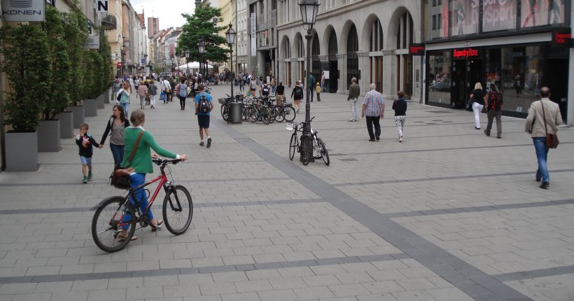 Alte münchner gehwegplatten