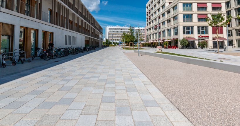 Münchner Gehwegplatte mit Farbmix (Sonderproduktion)