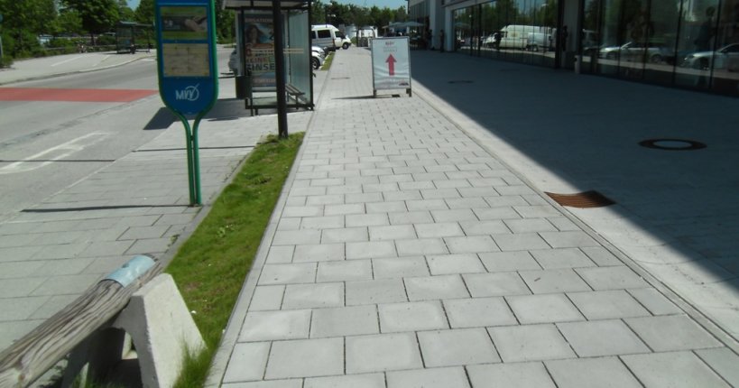 Gehwegplatte naturgrau